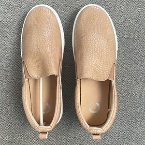 Journee size 10 Patrice shoes